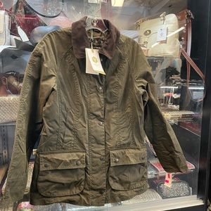 Barbour Olive Color Size 4 USA. Brand New!